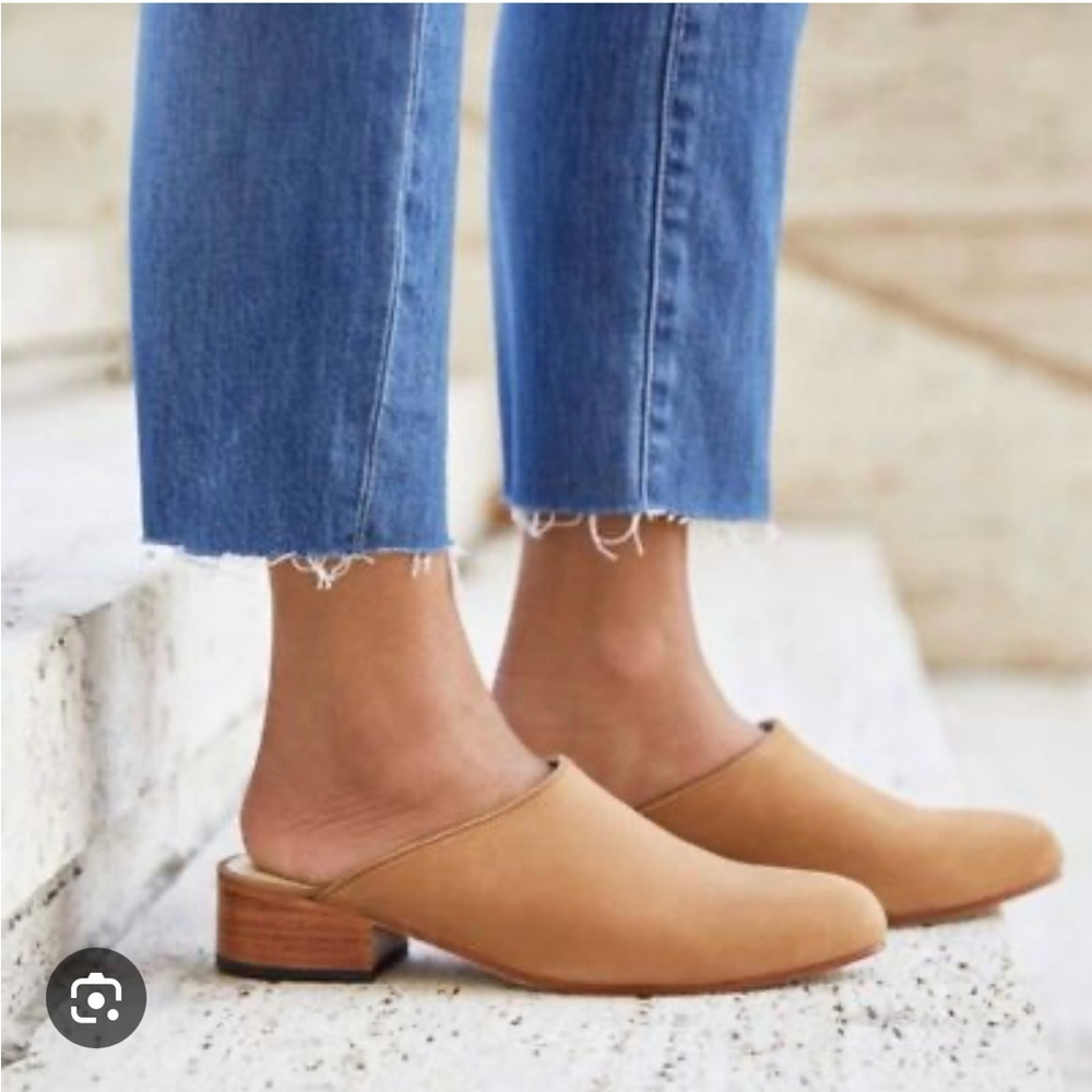 Nisolo Sand Leather Mules